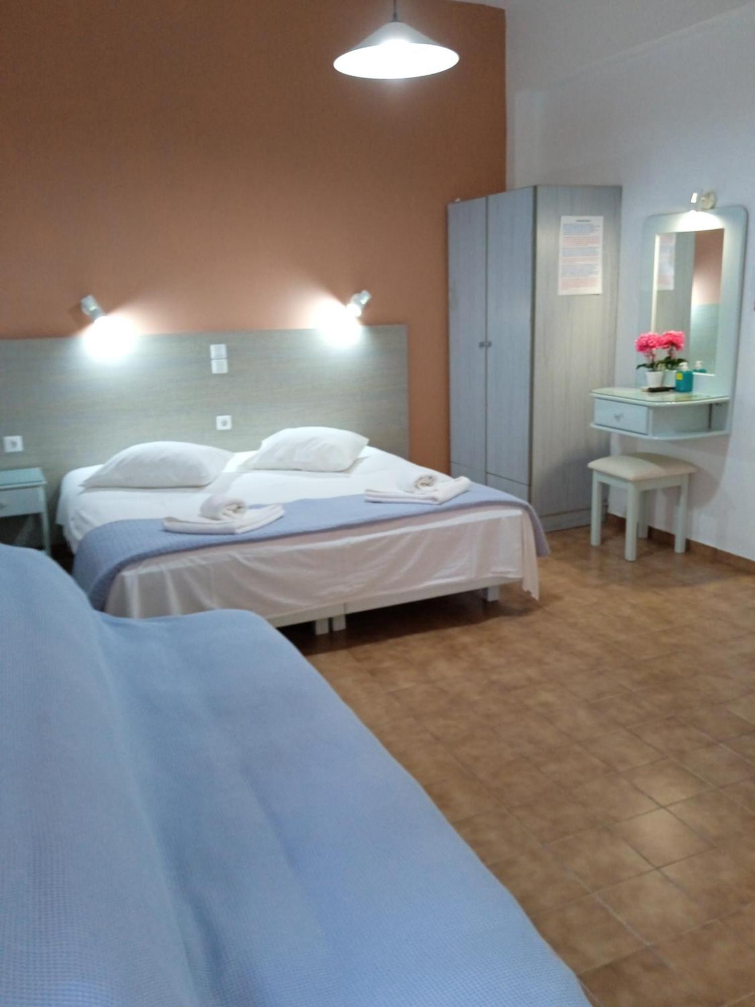 Ilona Apartments Chania Kato Daratso Room photo